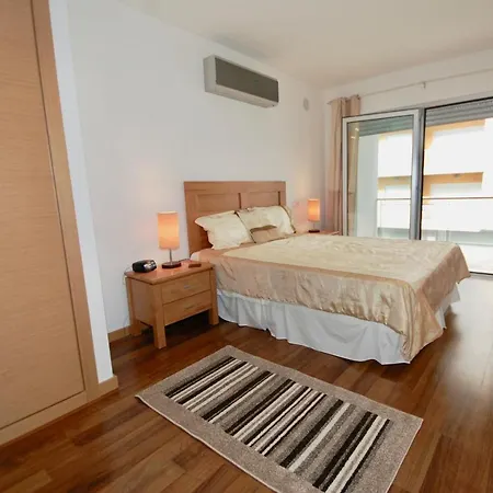 Whale - With Wi-fi And Heated Pool Appartement *