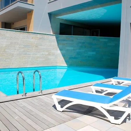 Whale - With Wi-fi And Heated Pool Apartamento *
