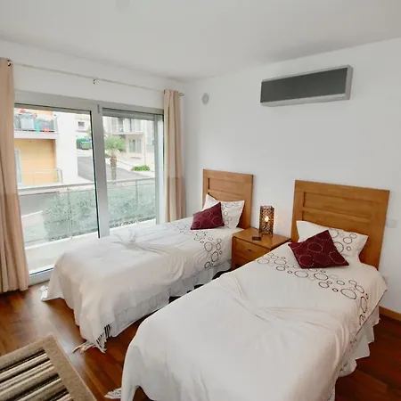 Whale - With Wi-fi And Heated Pool Lägenhet São Martinho do Porto