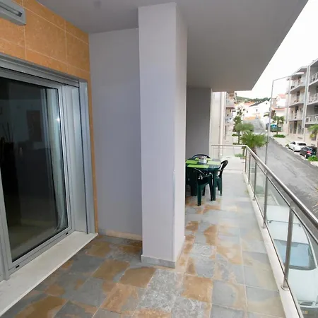 Whale - With Wi-fi And Heated Pool Apartamento
